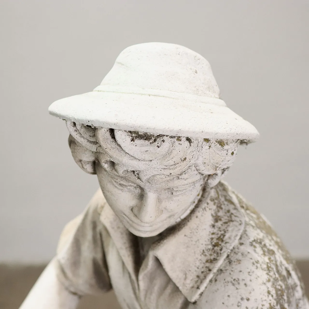 Coppia di statue di popolani in graniglia, inizio '900 10