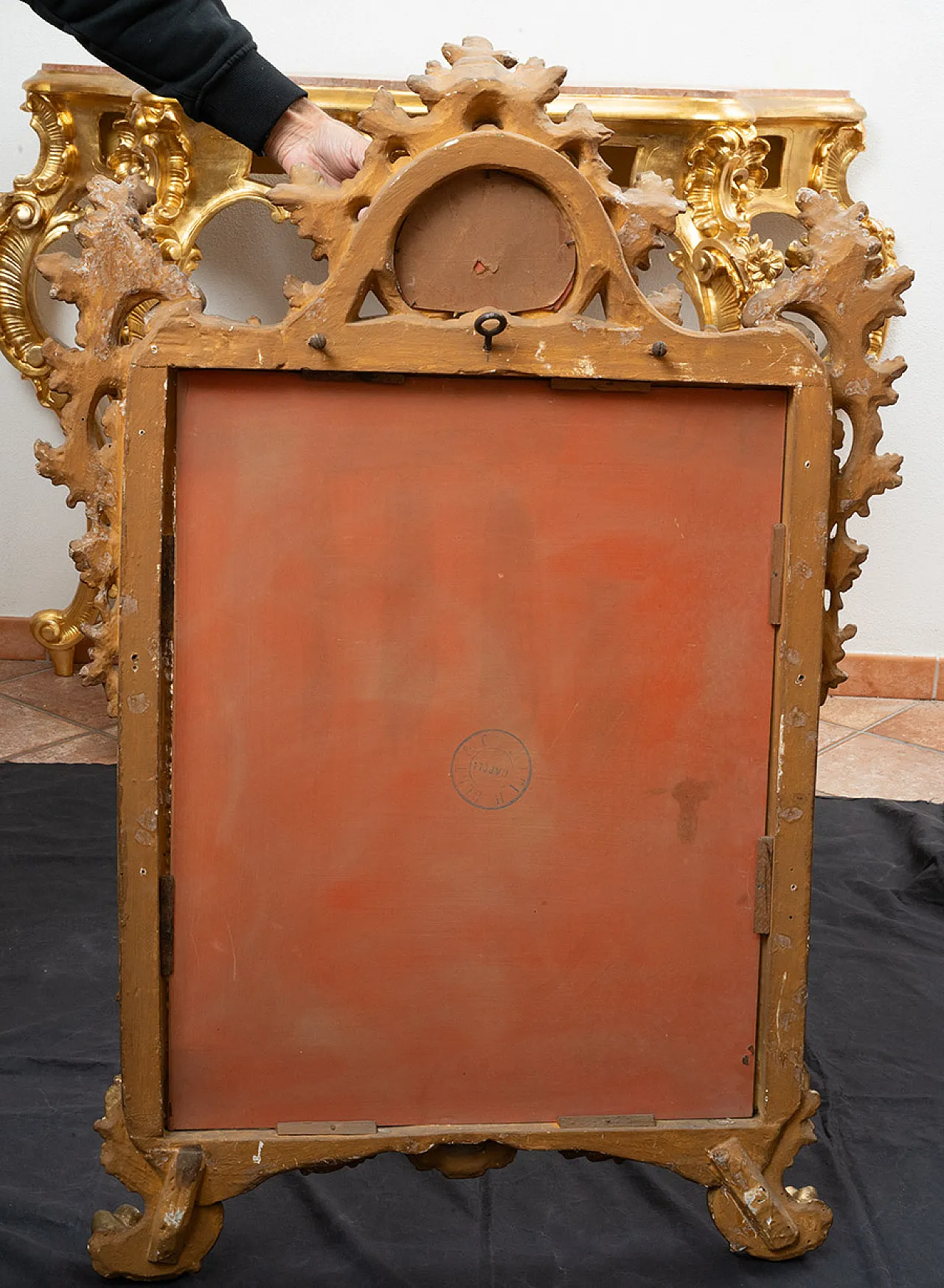 Louis XV Neapolitan mirror in gilded and carved wood, '700 4