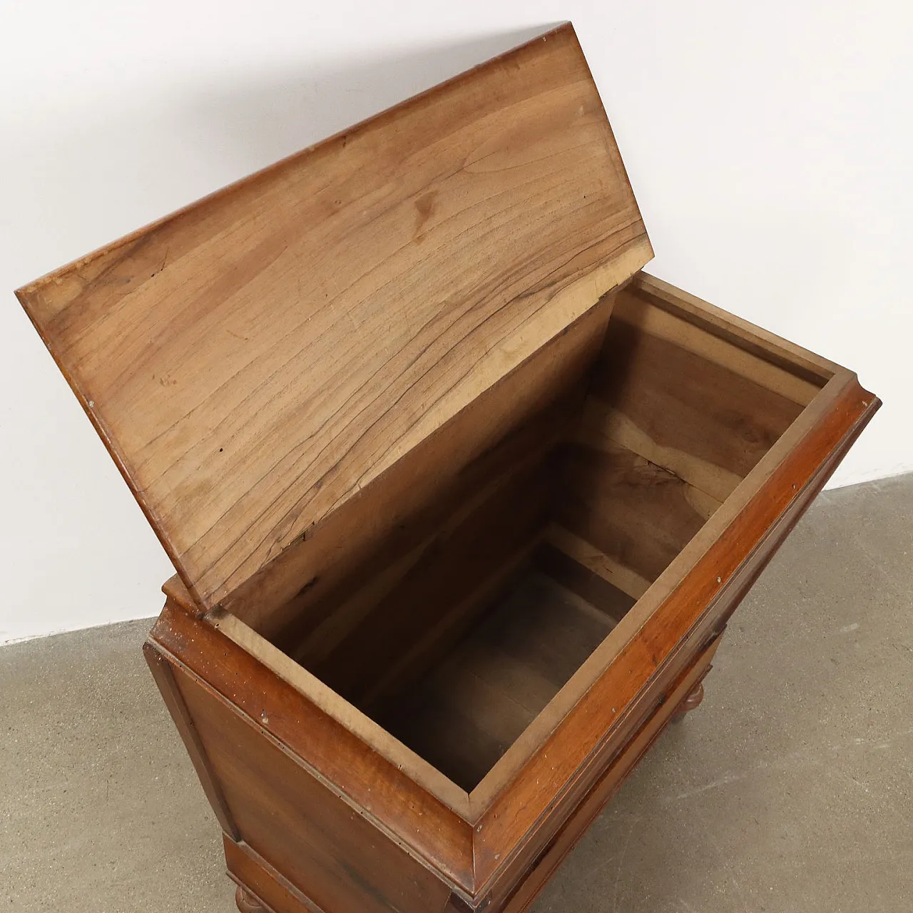 Cassapanca Luigi Filippo in noce massiccio, '800 3