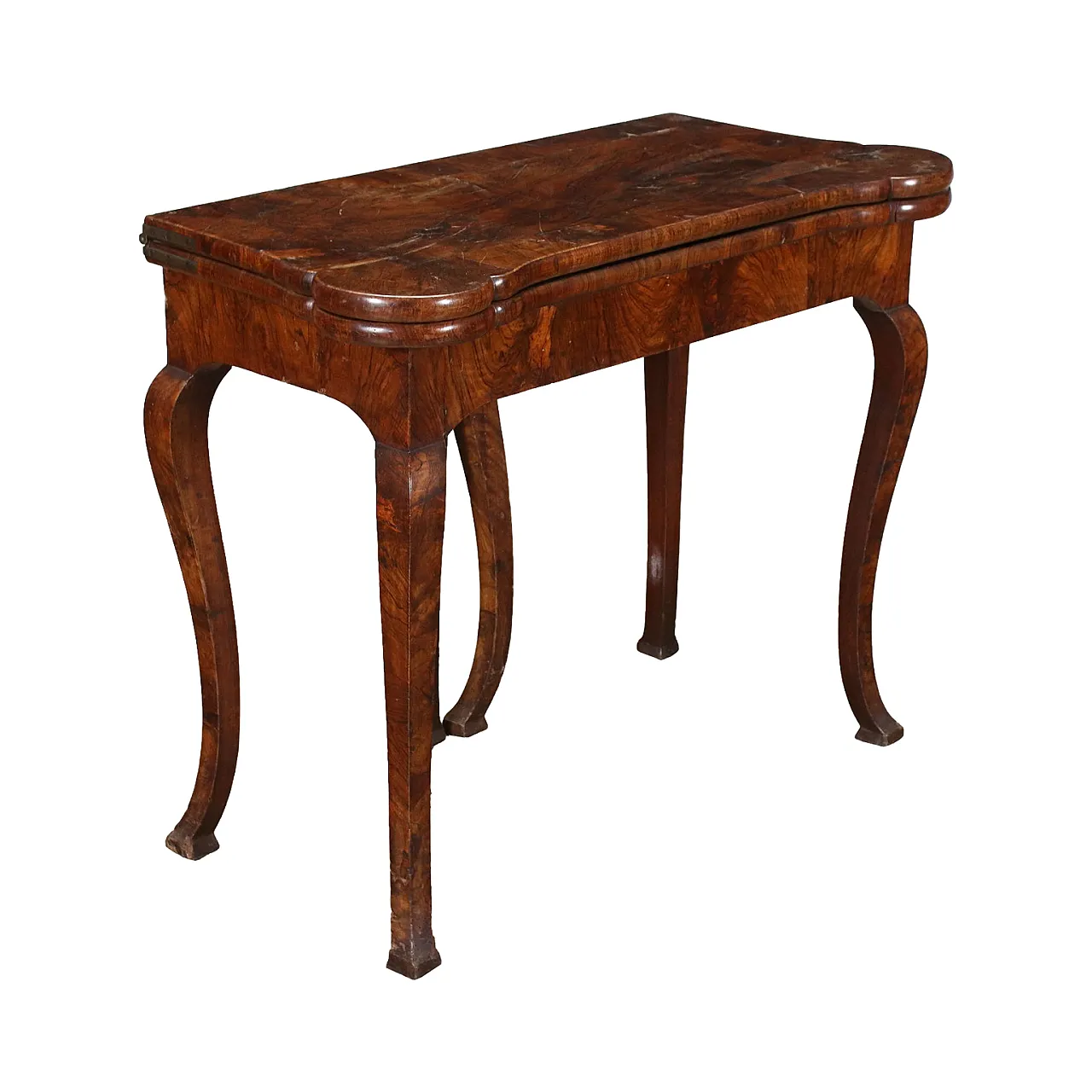 Barocchetto walnut game table with folding top, 18th century 1