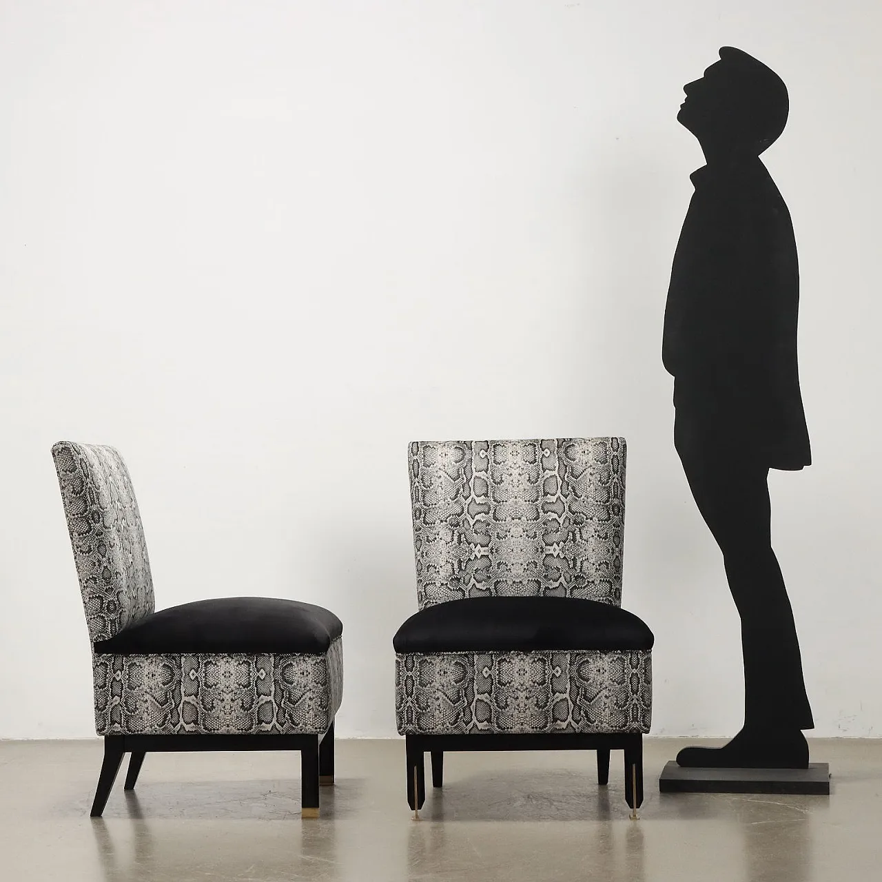 Pair of velvet Jungle armchairs, mid-19th century 2