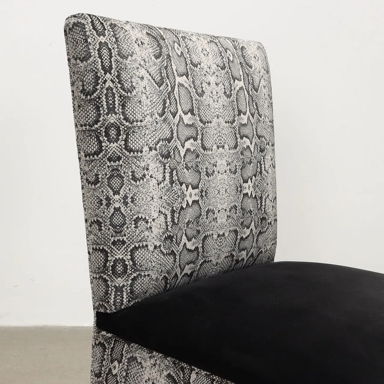 Pair of velvet Jungle armchairs, mid-19th century 3