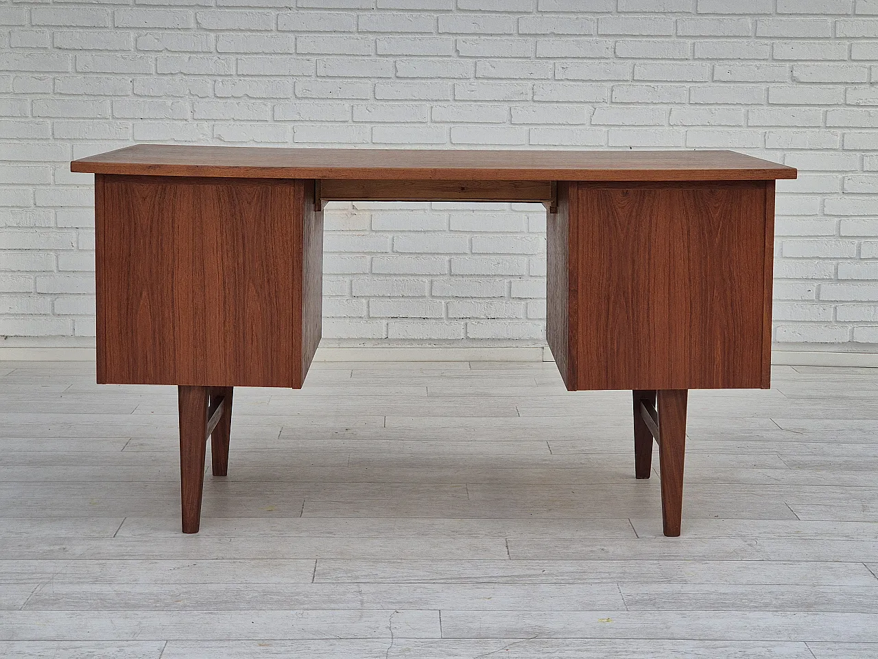 1960s, Danish teak wood desk, drawers, original. 9