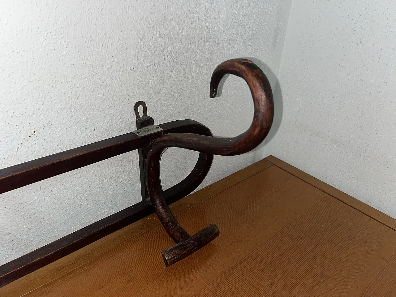 Thonet coat hanger 4