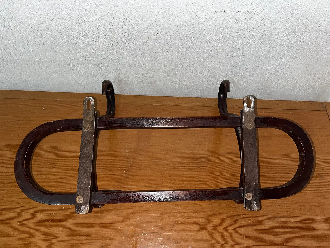 Thonet coat hanger 6