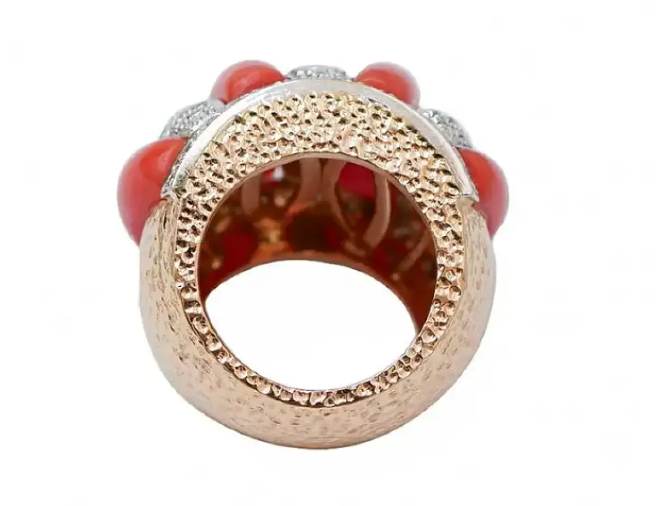 Anello con corallo, diamanti, oro rosa e oro bianco, anni '50 3