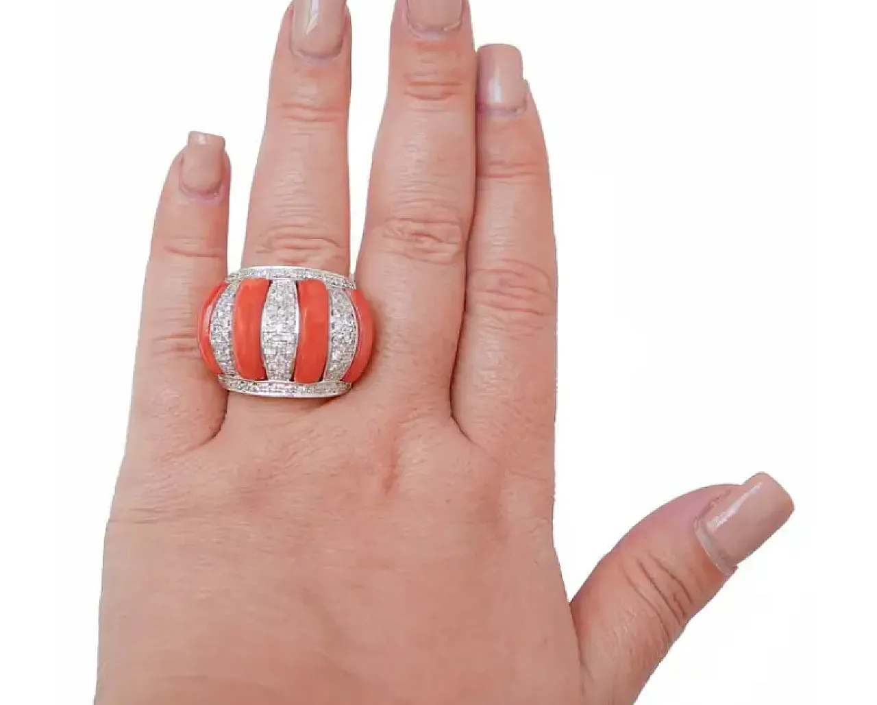 Anello con corallo, diamanti, oro rosa e oro bianco, anni '50 4