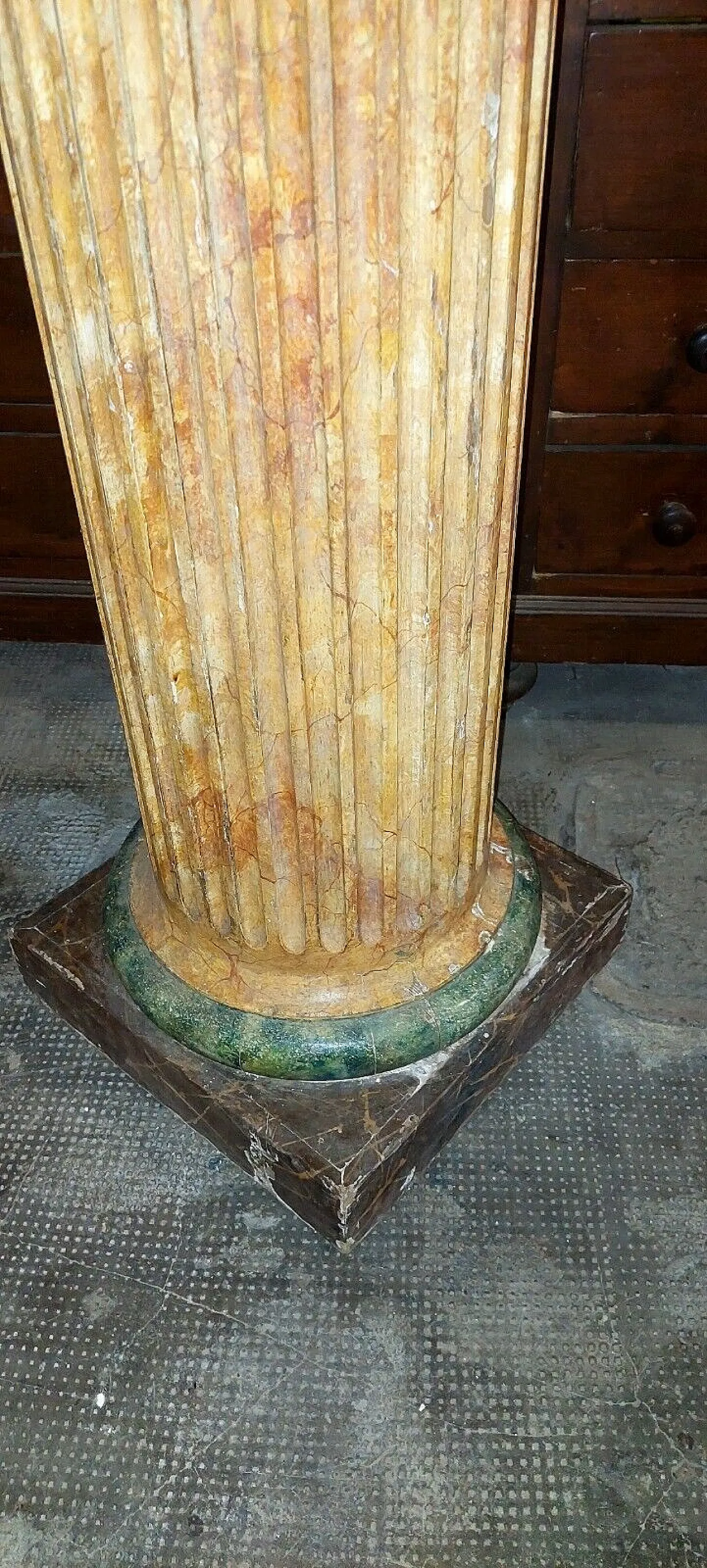 Empire column in lacquered and marbled wood, early 19th century 10