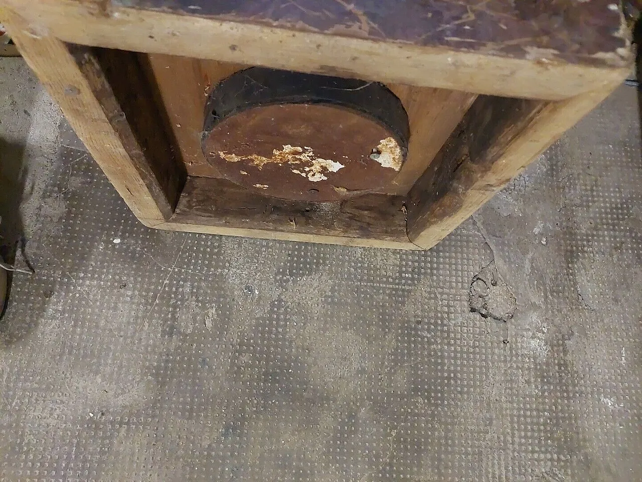 Empire column in lacquered and marbled wood, early 19th century 13