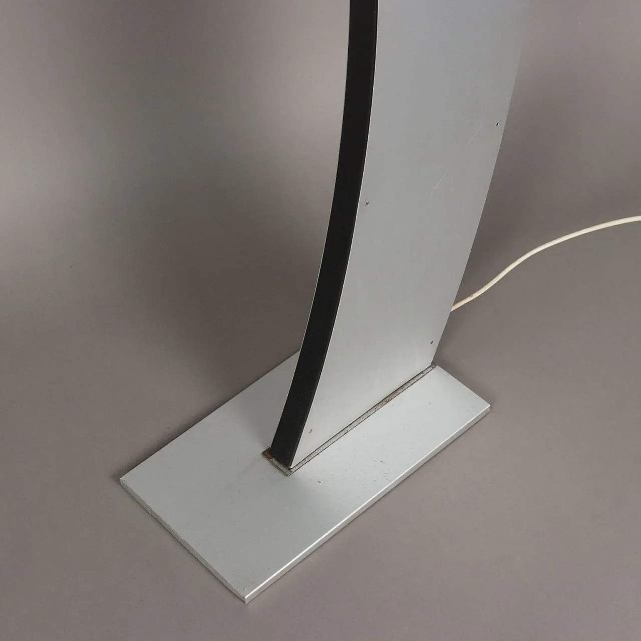 Lampada da terra in alluminio e metallo, fine '900 6