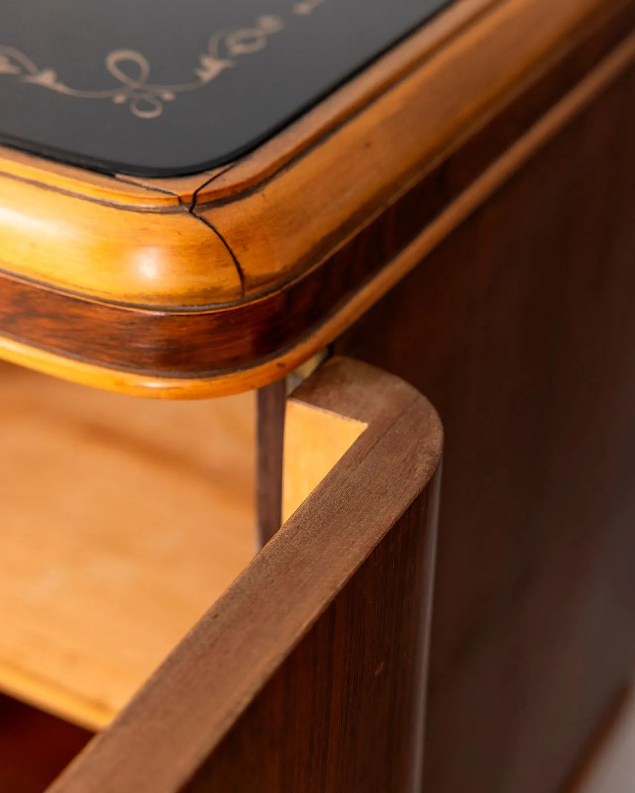 Credenza in legno e vetro, anni '30 13