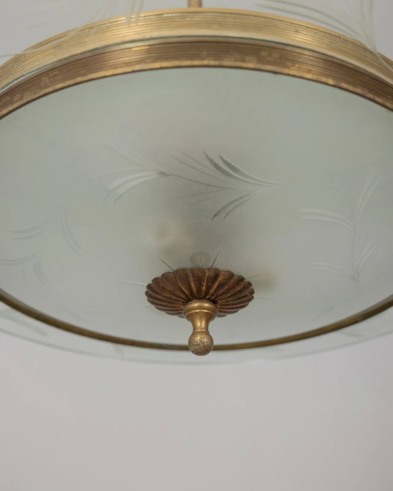 Disc lamp in glass and brass, 1950s 5