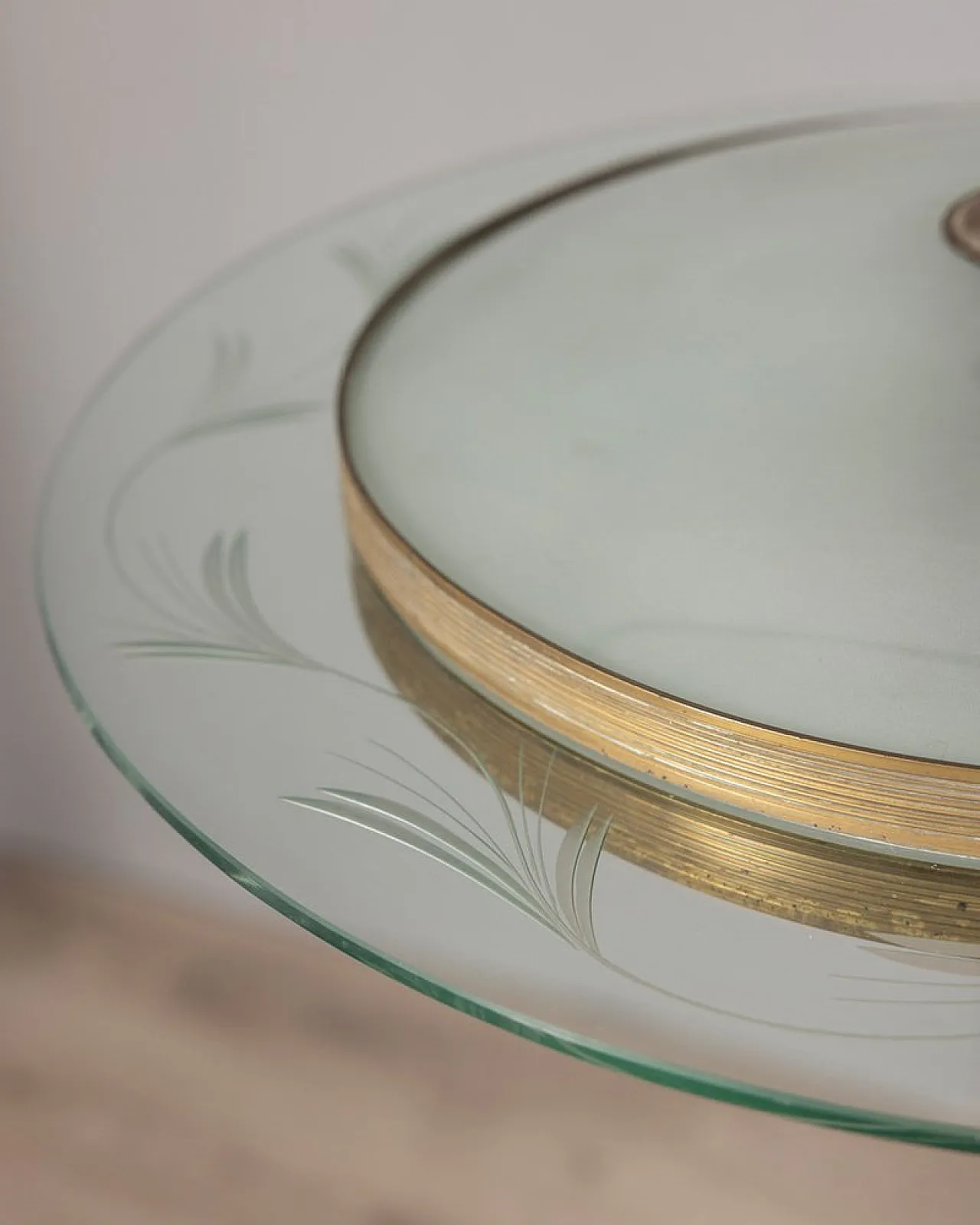 Disc lamp in glass and brass, 1950s 8