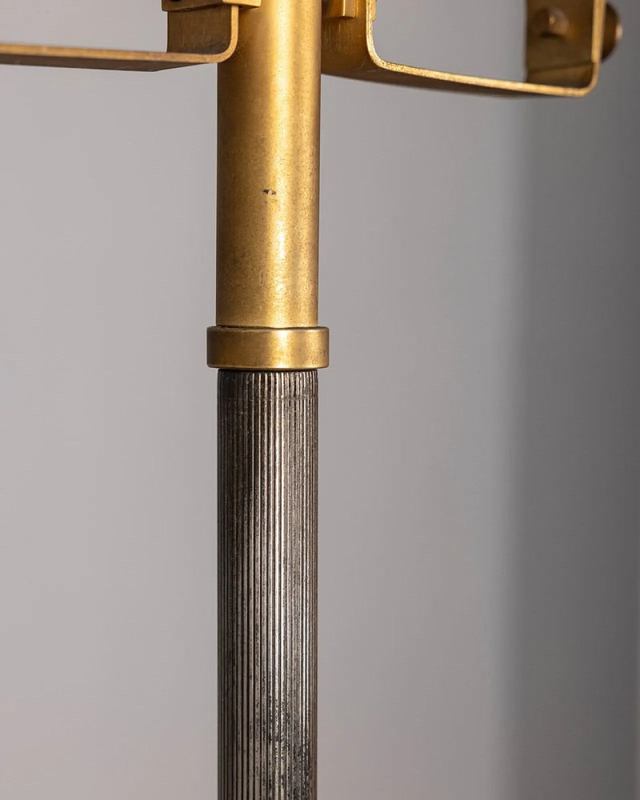 Attaccapanni in marmo, ottone e legno, anni '60 4