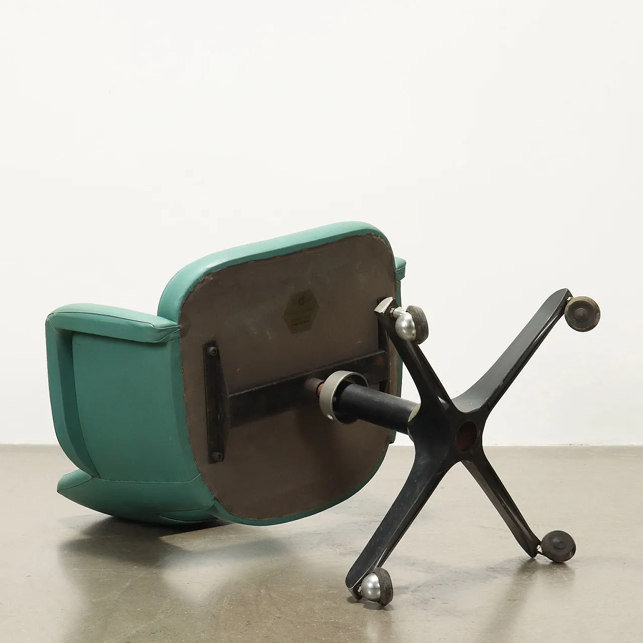 Leatherette and metal swivel chair, 1960s 10