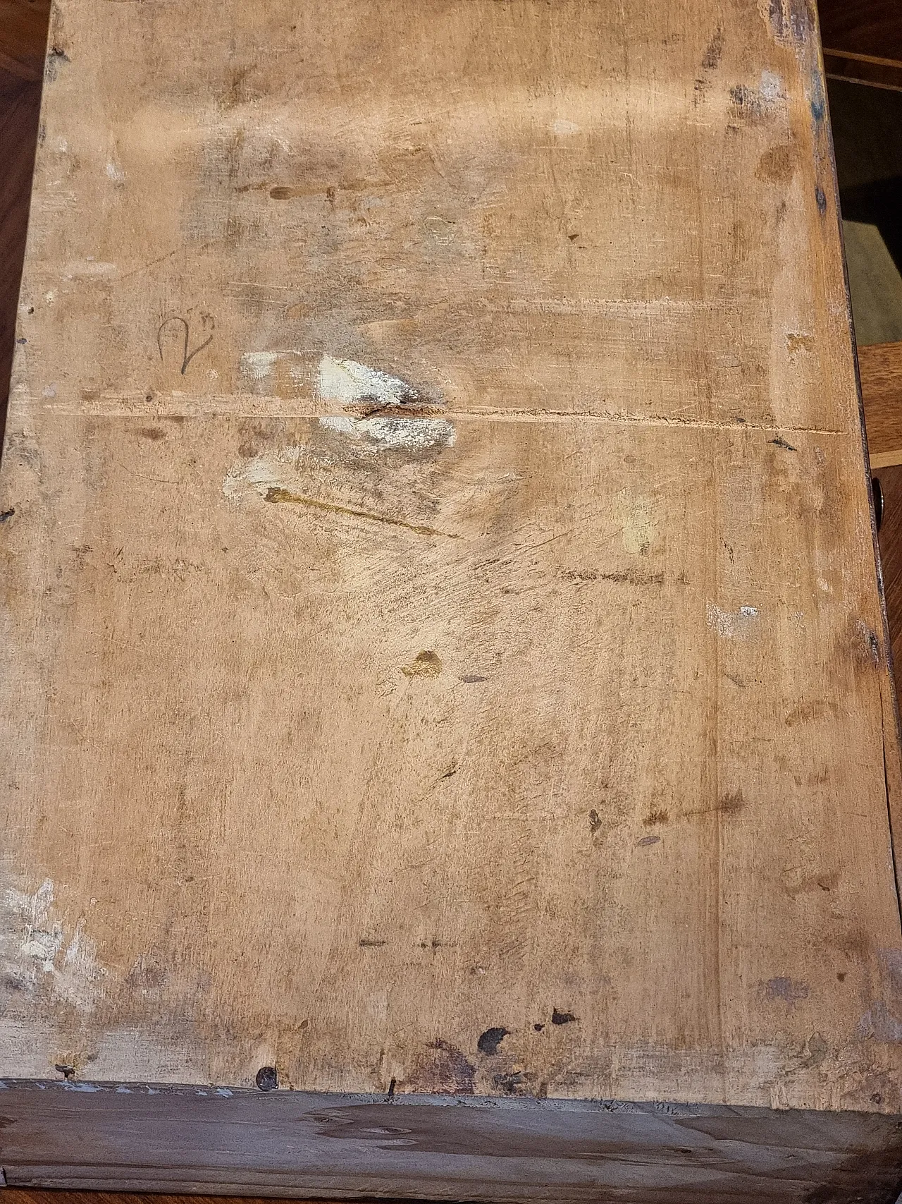 Ribalta emiliana lastronata in noce, seconda metà del '700 10