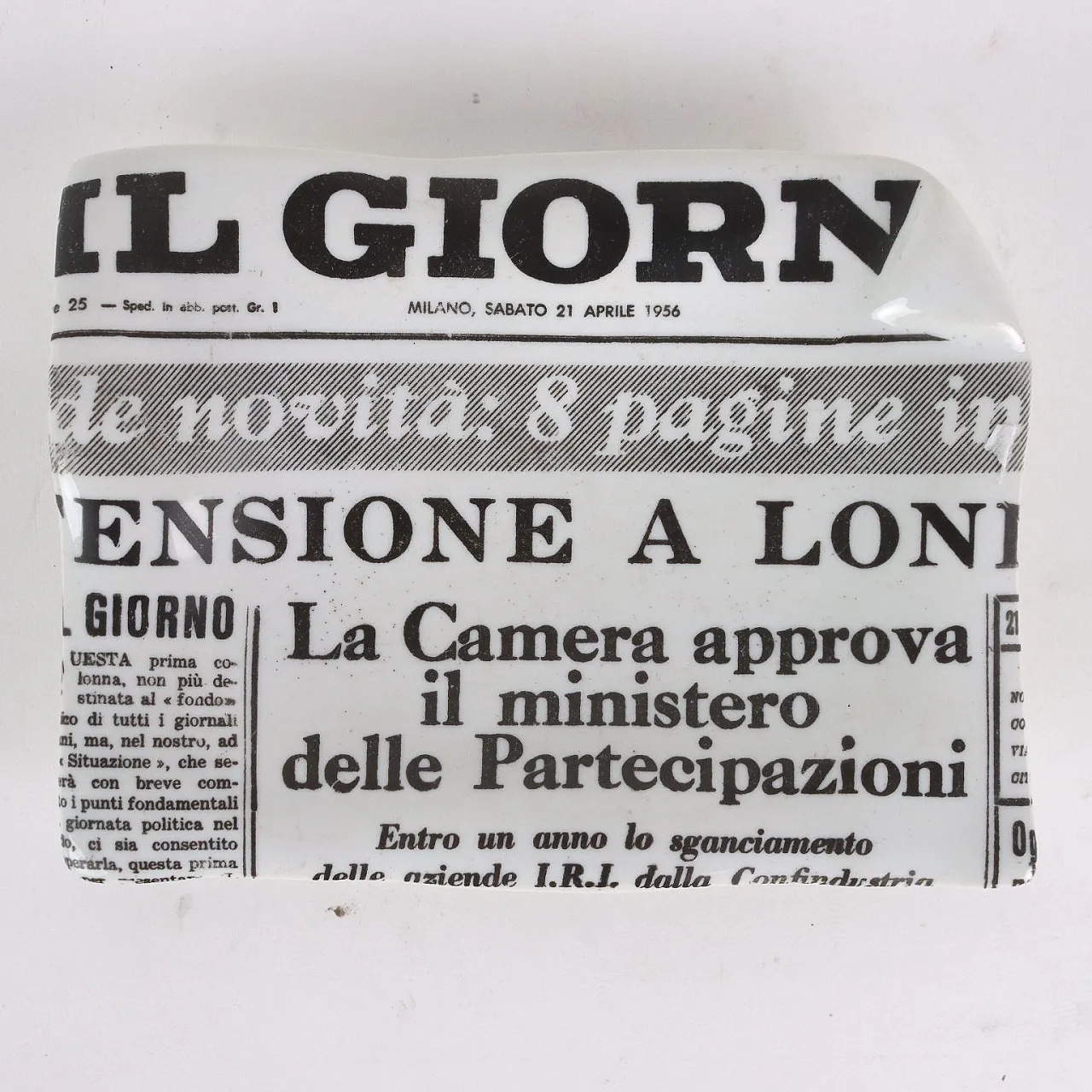 Svuotatasche o posacenere in ceramica di Piero Fornasetti, '900 3