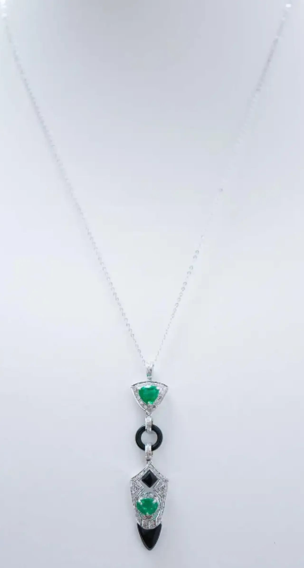 Necklace with onyx, emeralds, diamonds and platinum pendant, 1970s 2