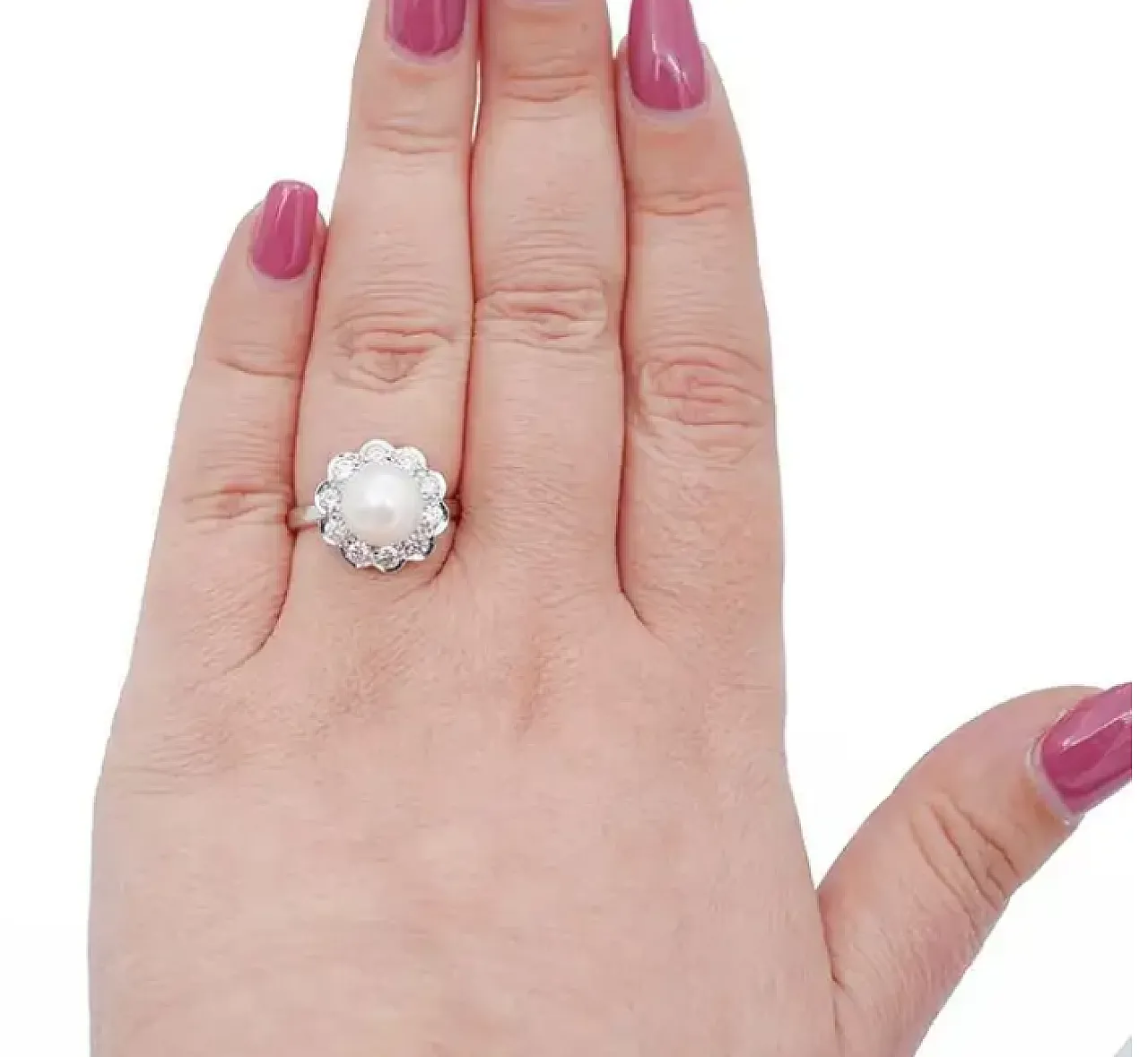 Ring with pearls, diamonds and 14K white gold, 1970s 4