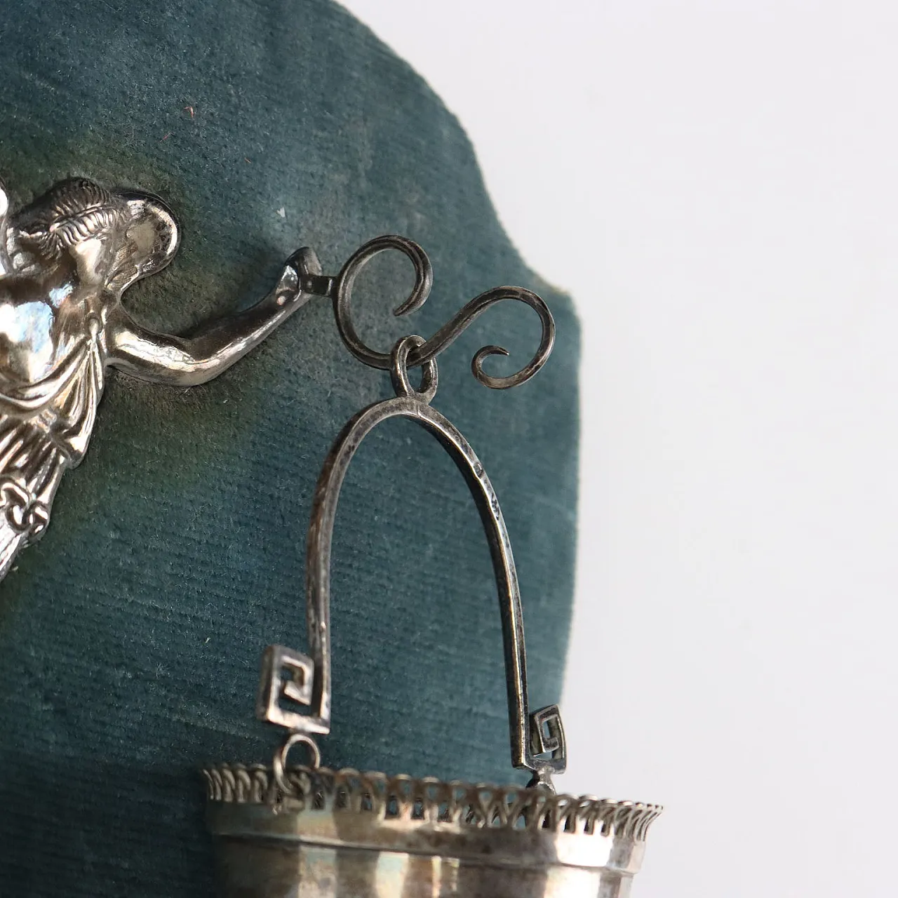Acquasantiera in argento di Besançon, fine '700 5