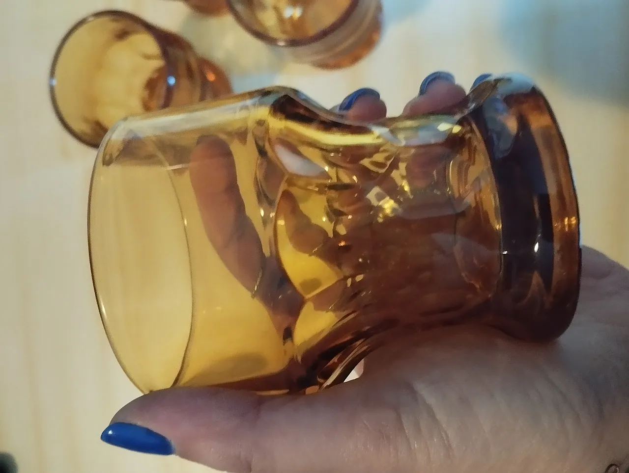 12 amber glasses, 70s 5