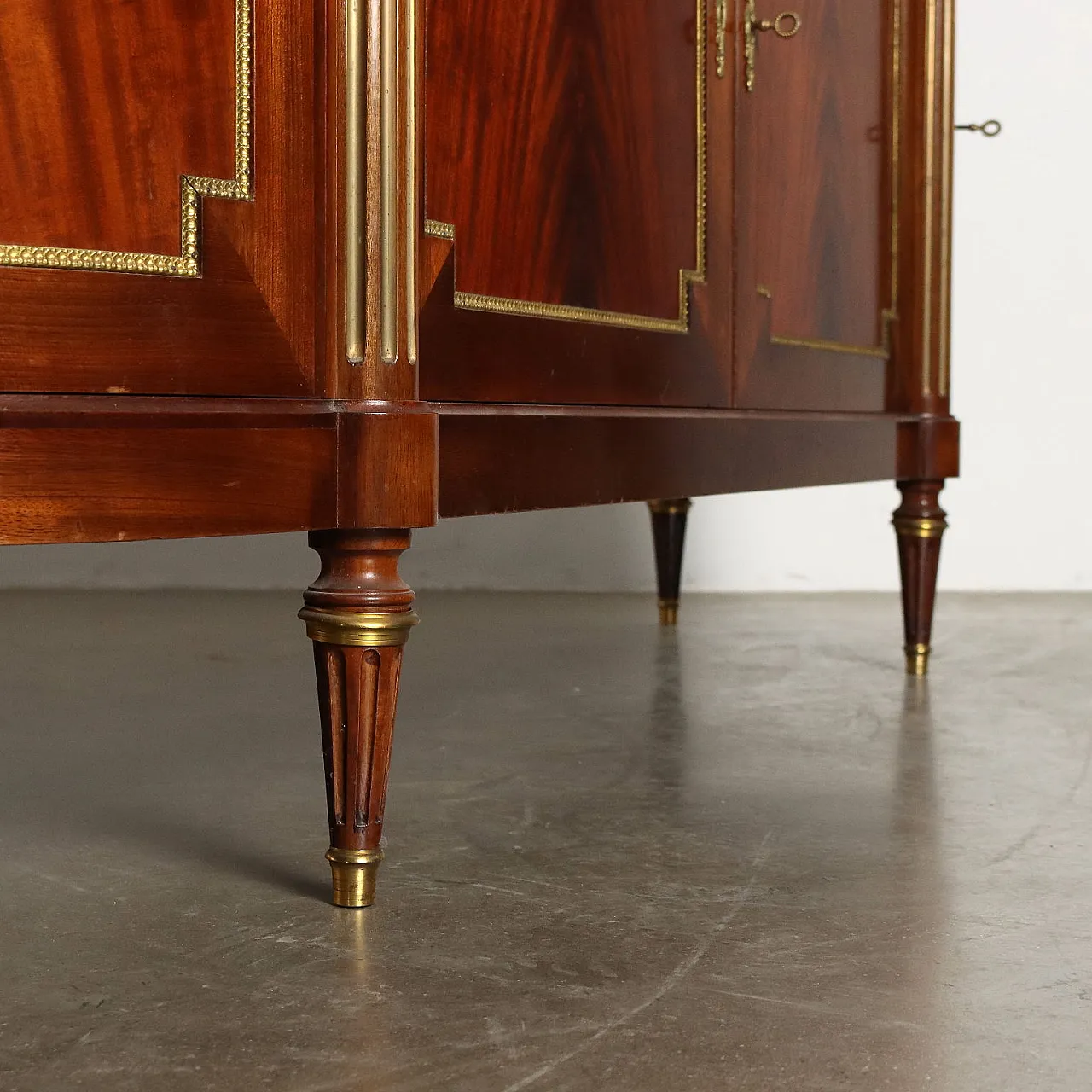 Louis XV style sideboard, 20th century 10