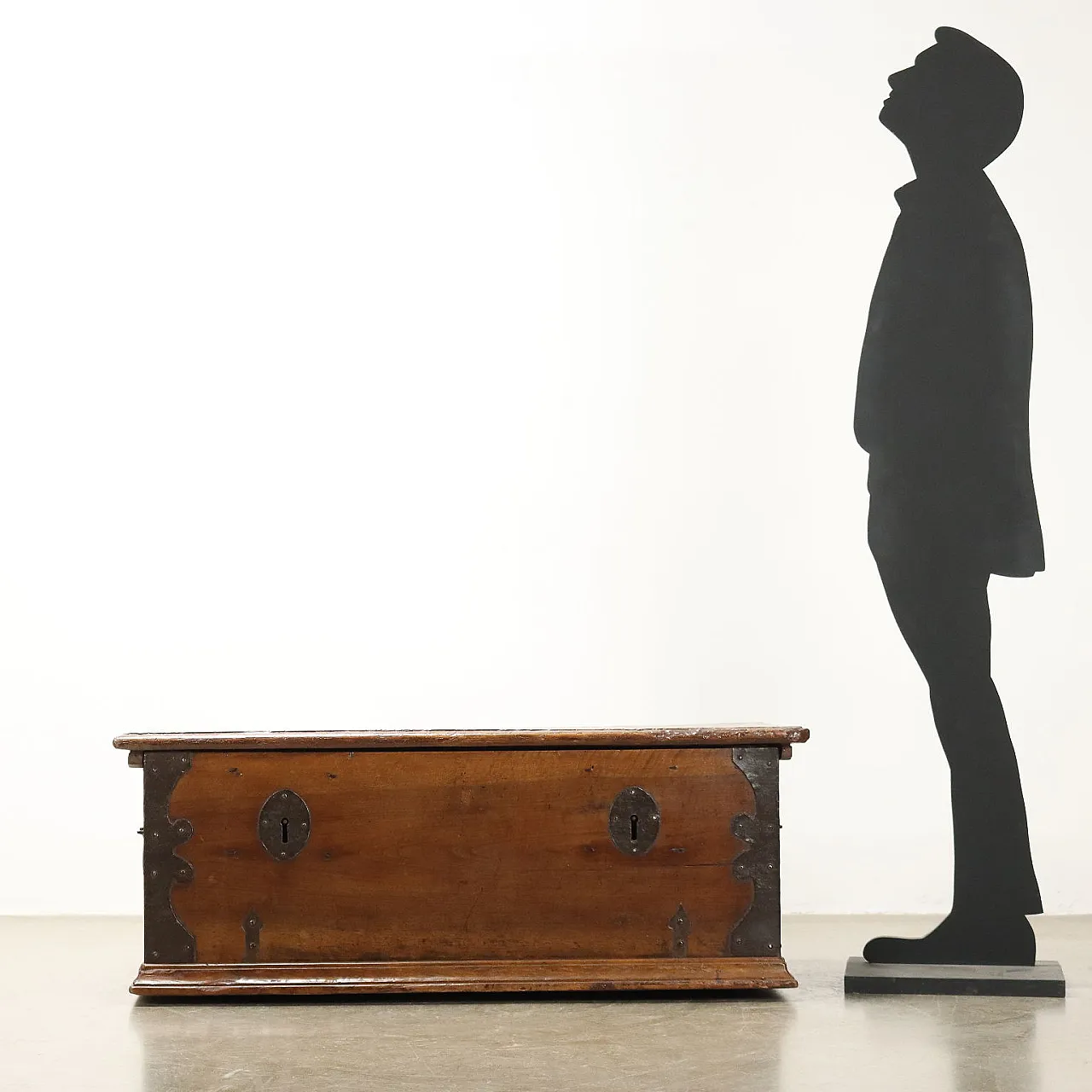 Antique chest walnut wrought iron metal Italy, XVIII Century 2