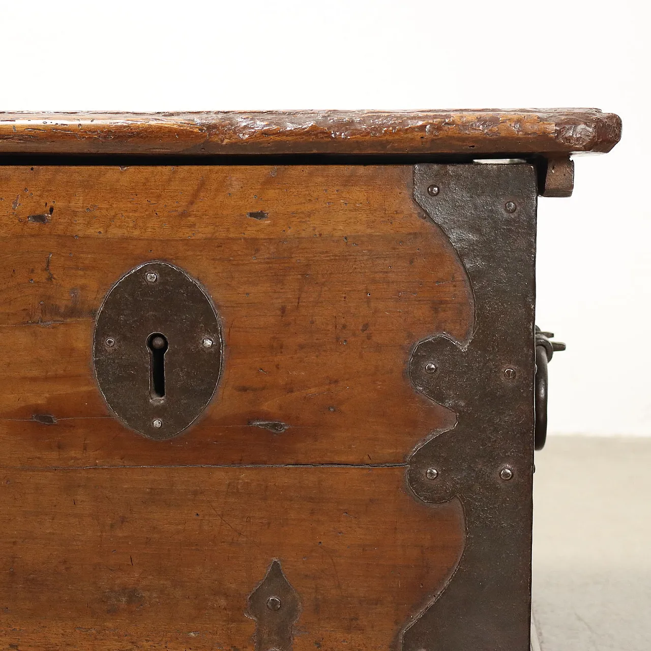 Antique chest walnut wrought iron metal Italy, XVIII Century 7