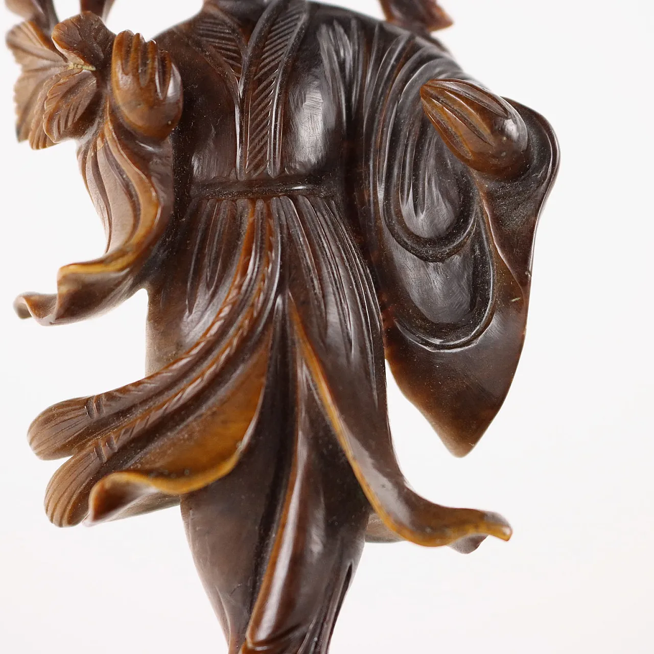 Chinese tiger's eye geisha sculpture 4