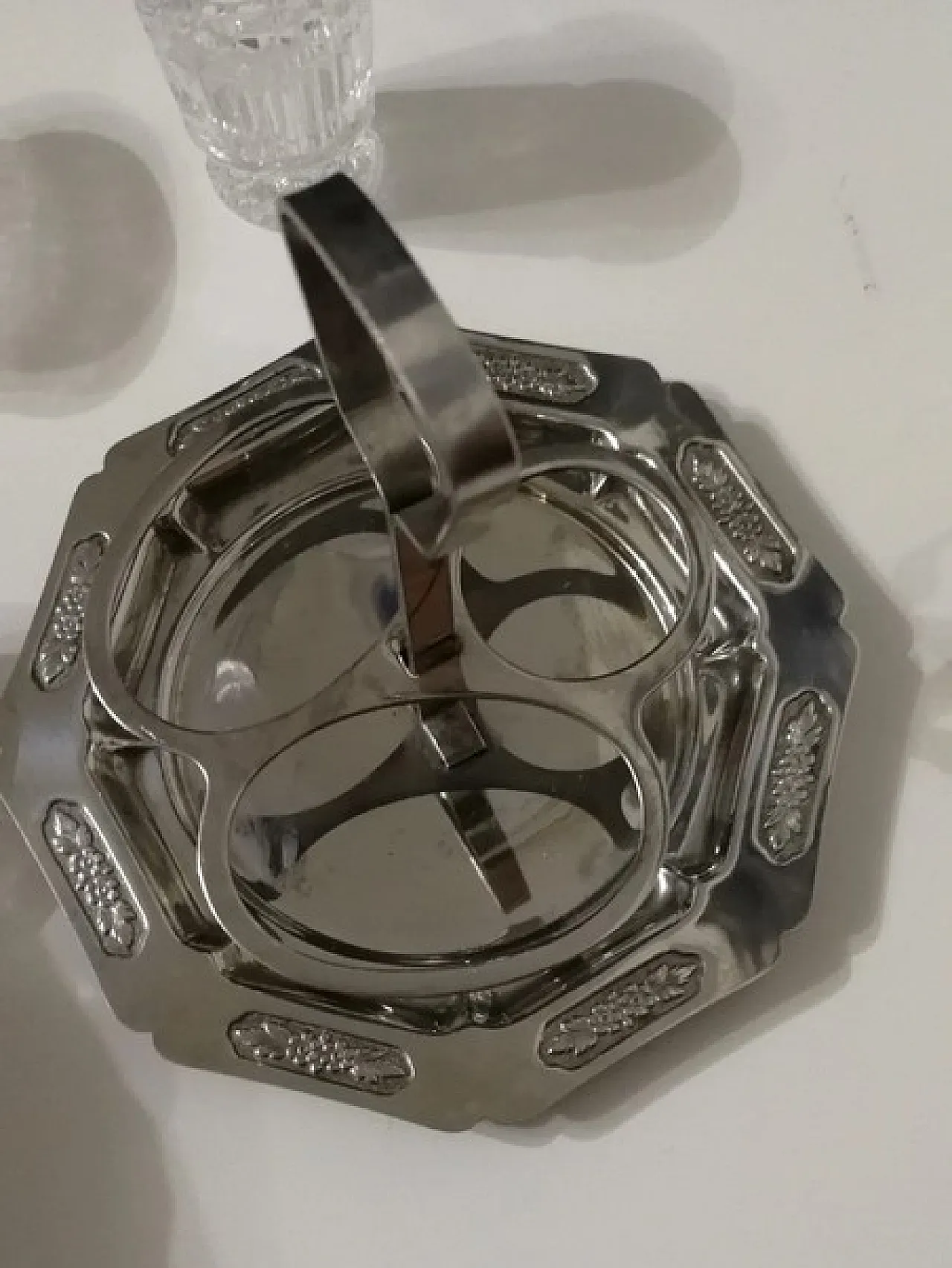 Salt and pepper shakers, 20th century 2