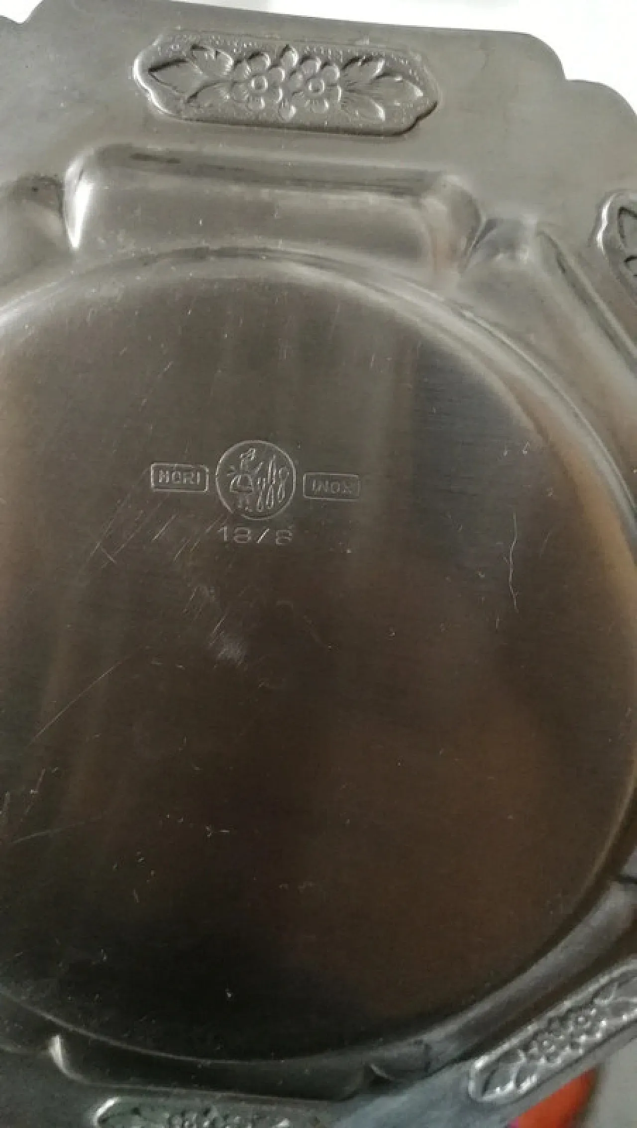 Salt and pepper shakers, 20th century 3