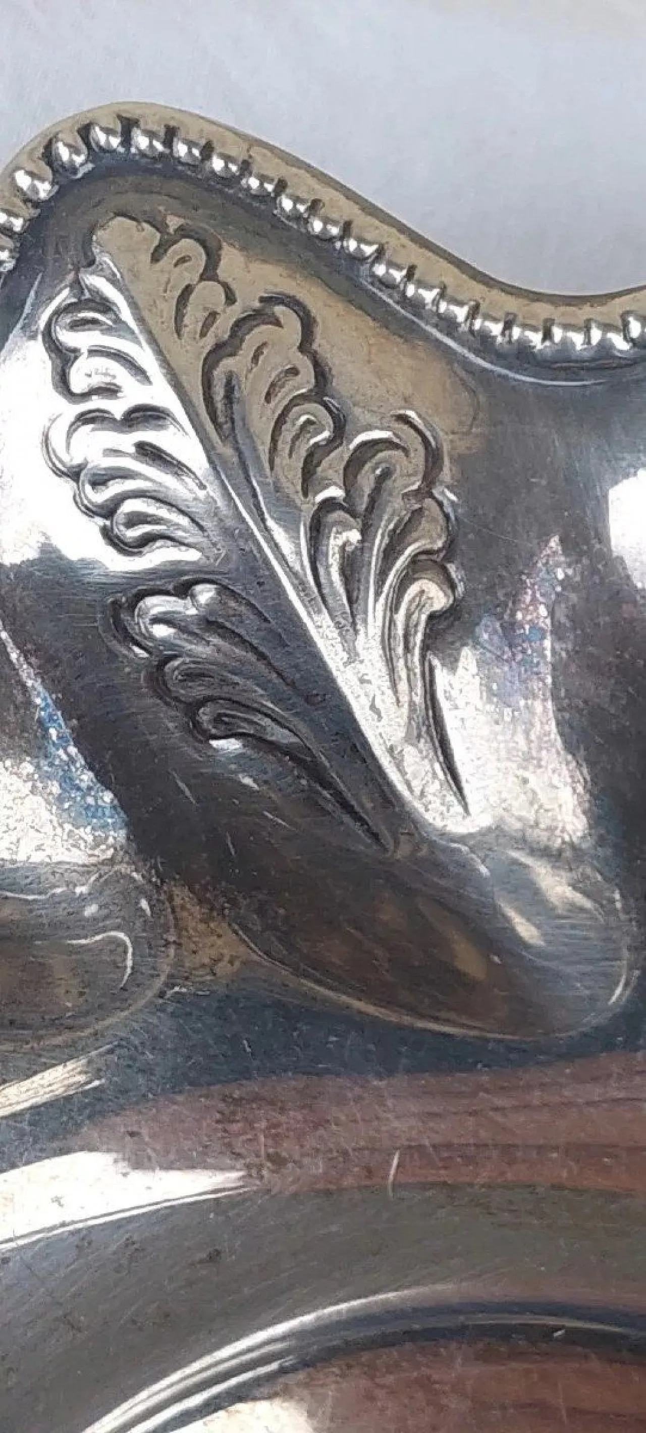 Centrotavola in argento cesellato e punzonato, '800 8