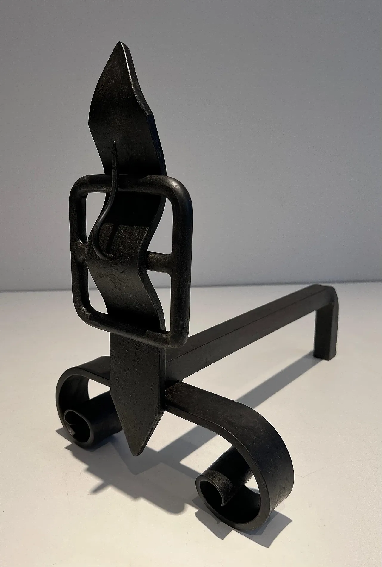 Pair of modernist cast iron and wrought iron hallways, 1950s 8