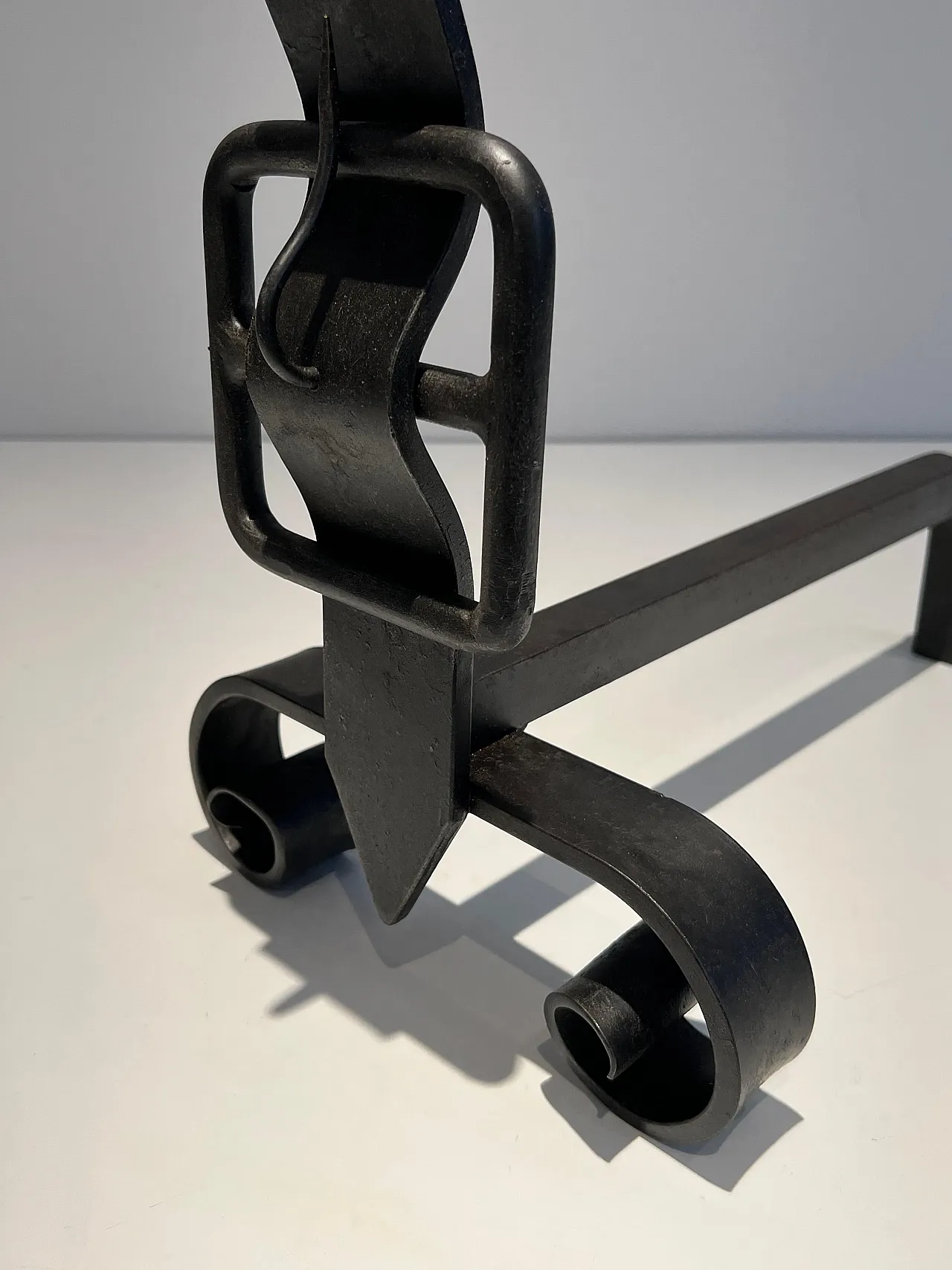 Pair of modernist cast iron and wrought iron hallways, 1950s 10