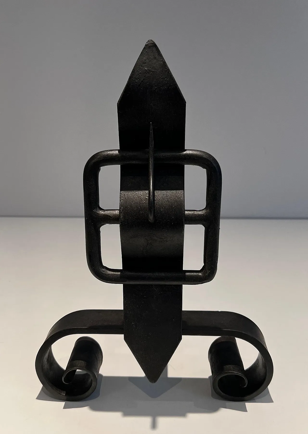 Pair of modernist cast iron and wrought iron hallways, 1950s 12