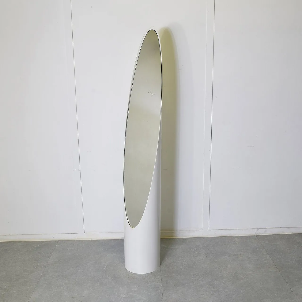 Specchio per rossetto o unghie, anni '60 1