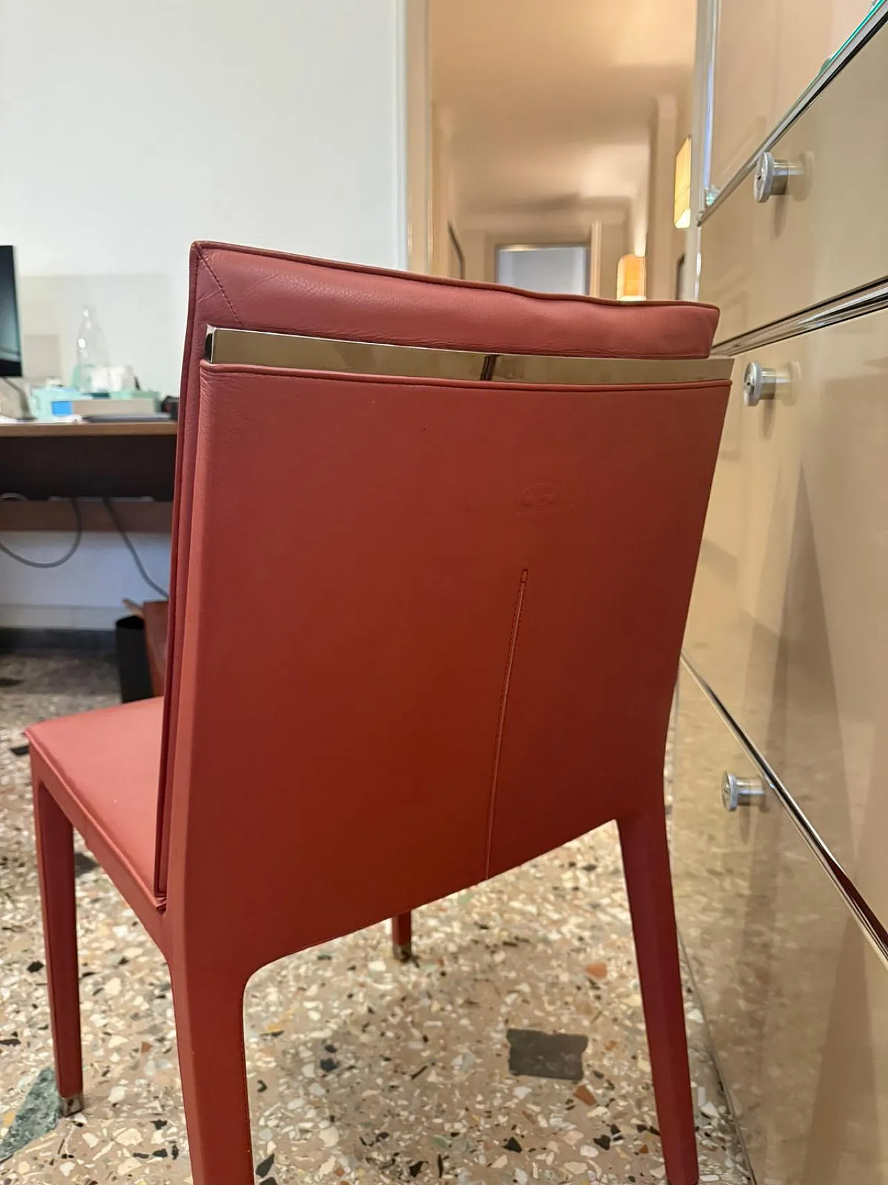 8 Poltrona Frau Fitzgerald chairs 5