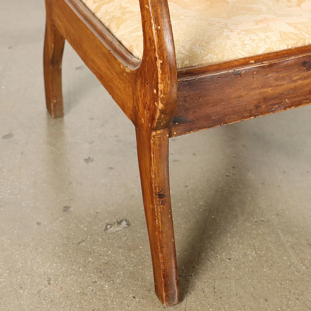 Poltrona Liberty in mogano biondo, inizio '900 6