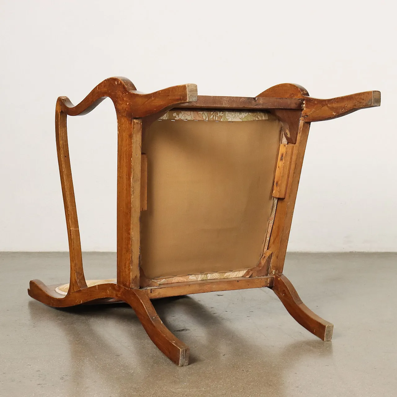 Poltrona Liberty in mogano biondo, inizio '900 9