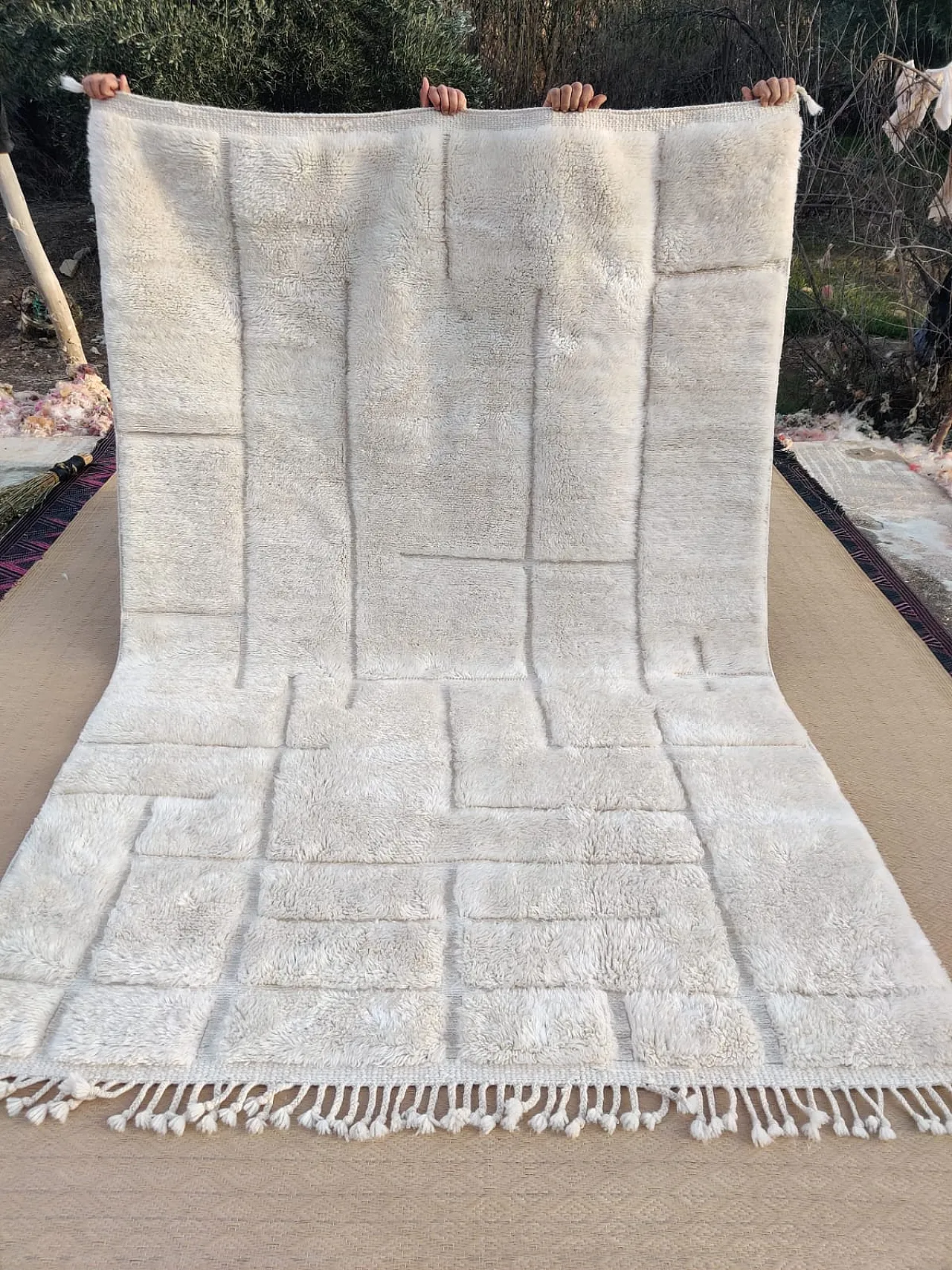 Moroccan Mrirt rug with abstract design. 20th century 5