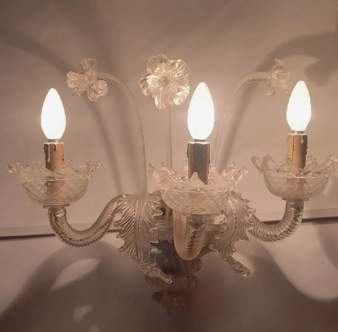 3 rari lampadari di Murano e 7 applique in vetro soffiato, anni '30 9