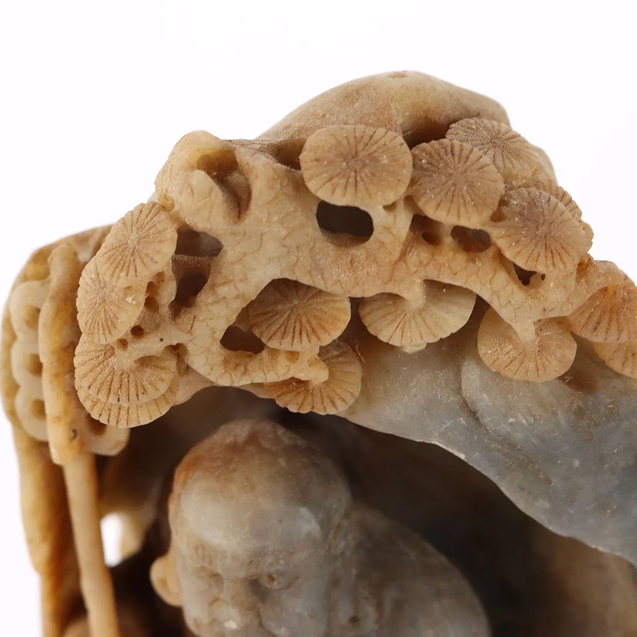 Figura di Lohan in pietra saponaria, '900 6