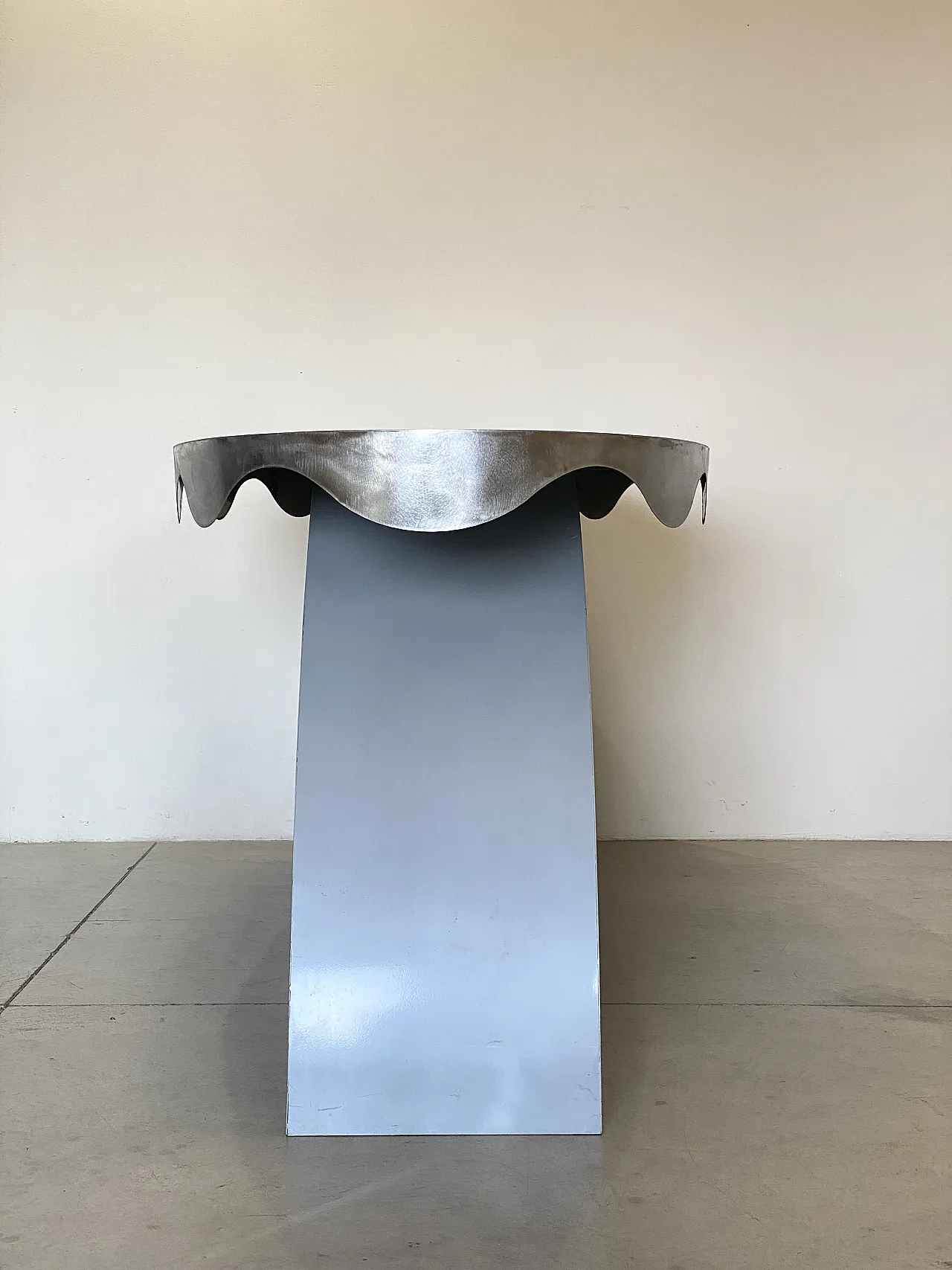 Iron and steel console, 80s 9