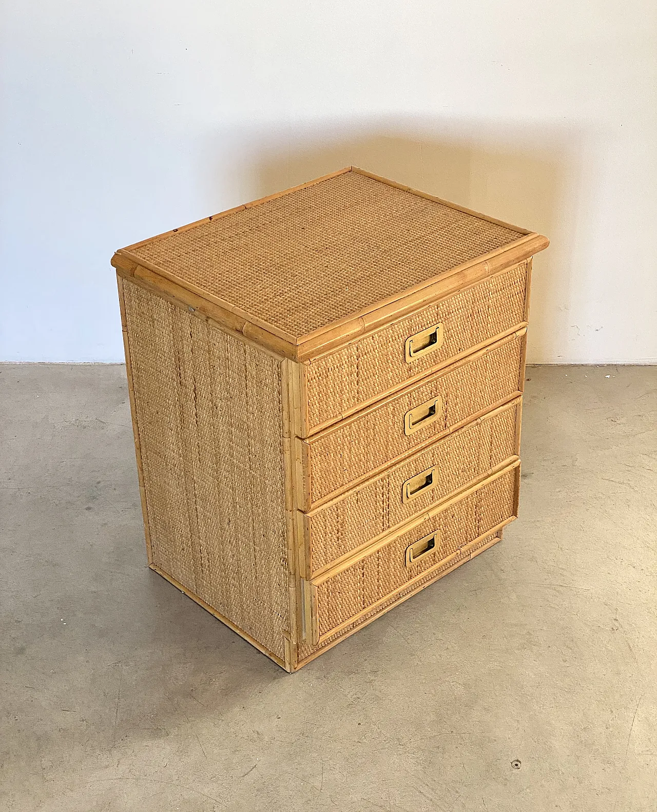 Pair of wicker bedside tables, 70s 1