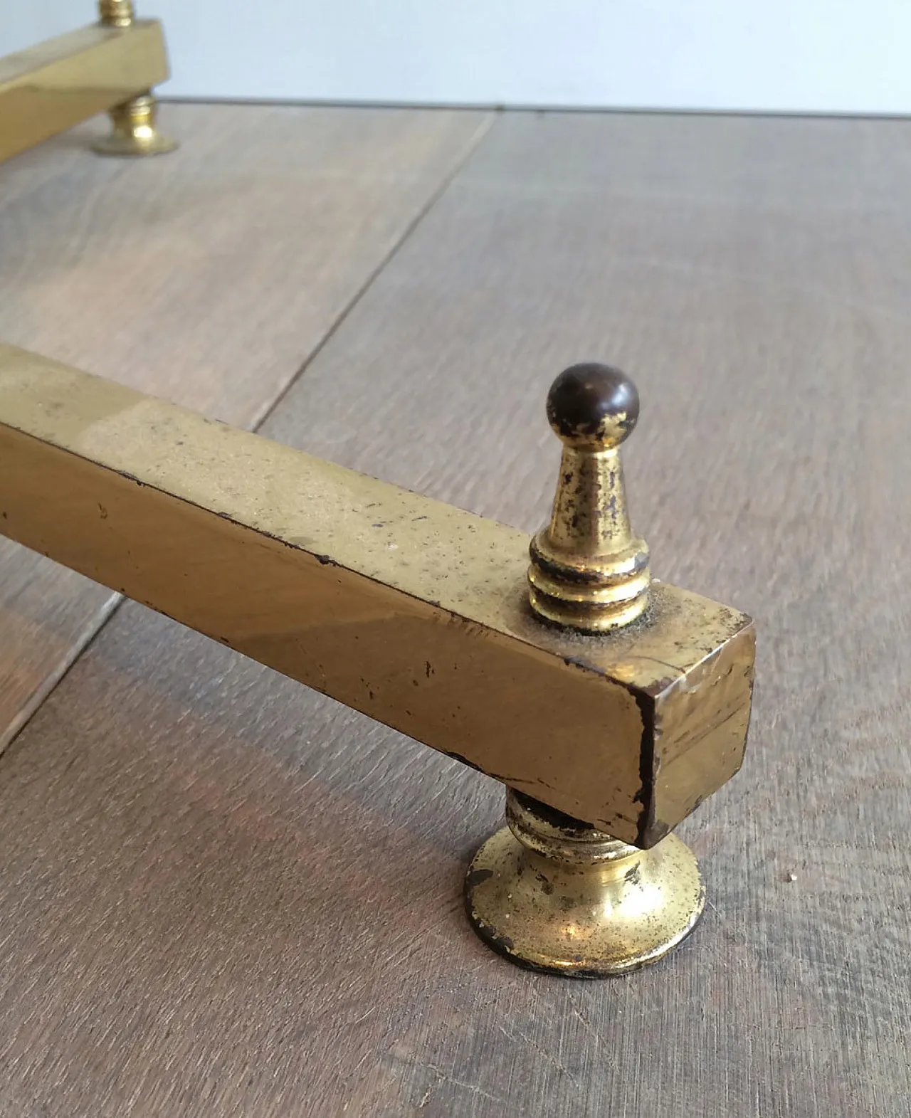 Appendiabiti in stile neoclassico in ottone, anni '40 5