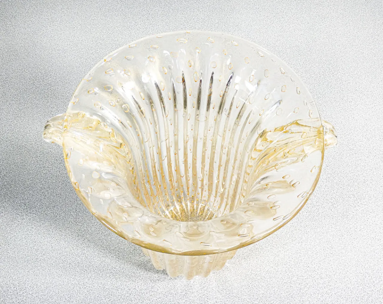 Blown Murano glass vase by Toso, late 20th century 5