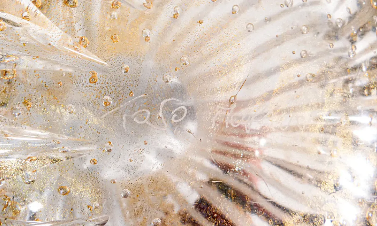 Blown Murano glass vase by Toso, late 20th century 8