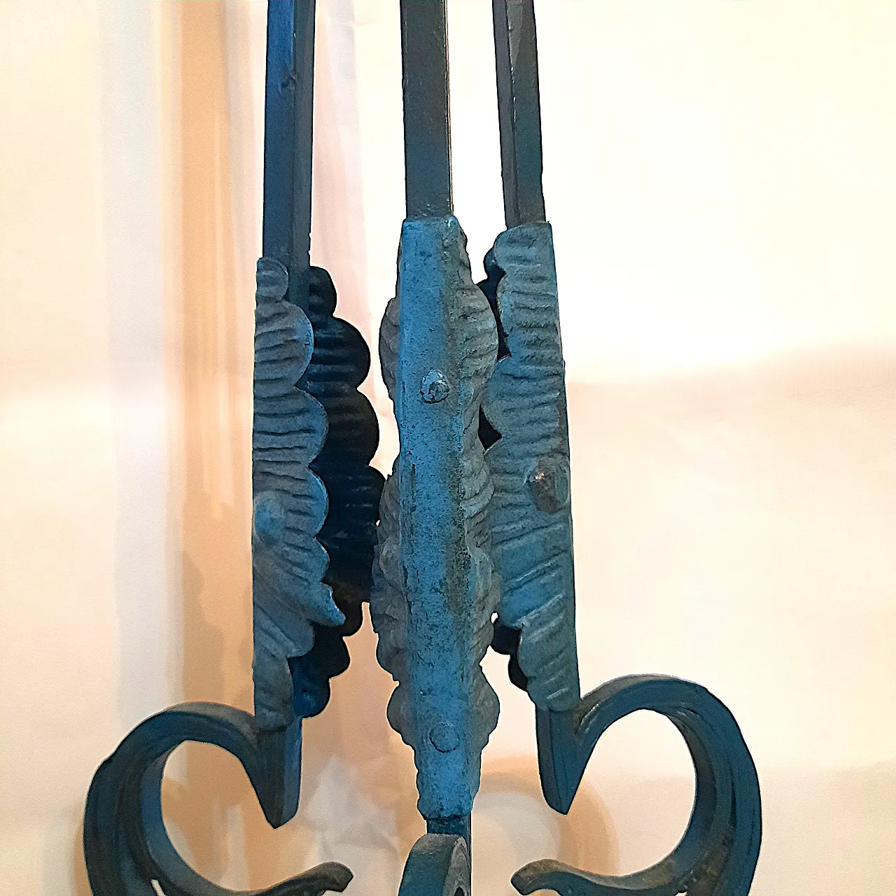 Console with candelsticks, end of 18th century 8