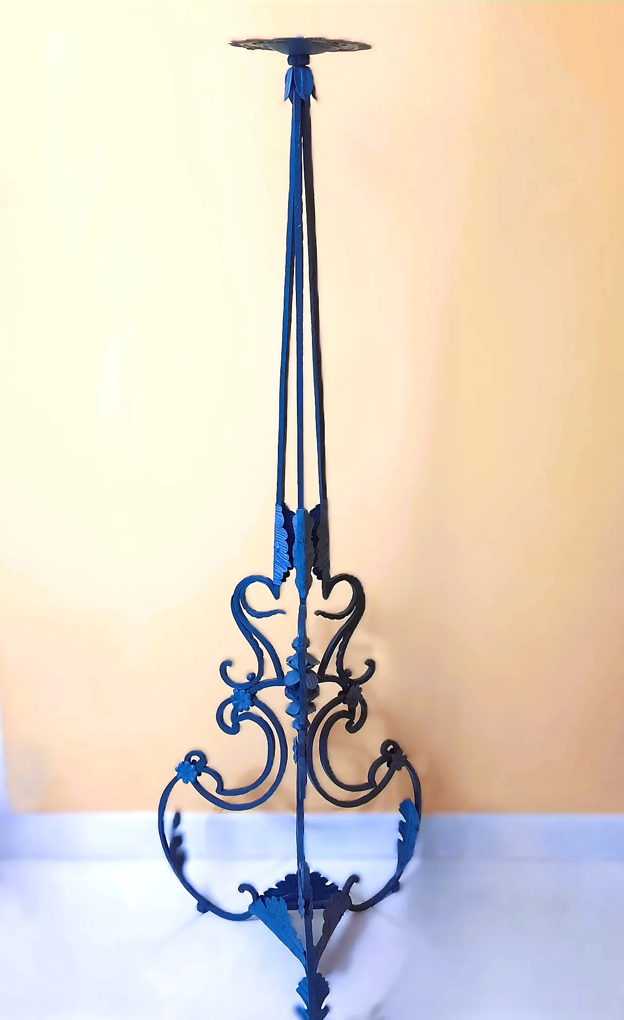 Console with candelsticks, end of 18th century 10