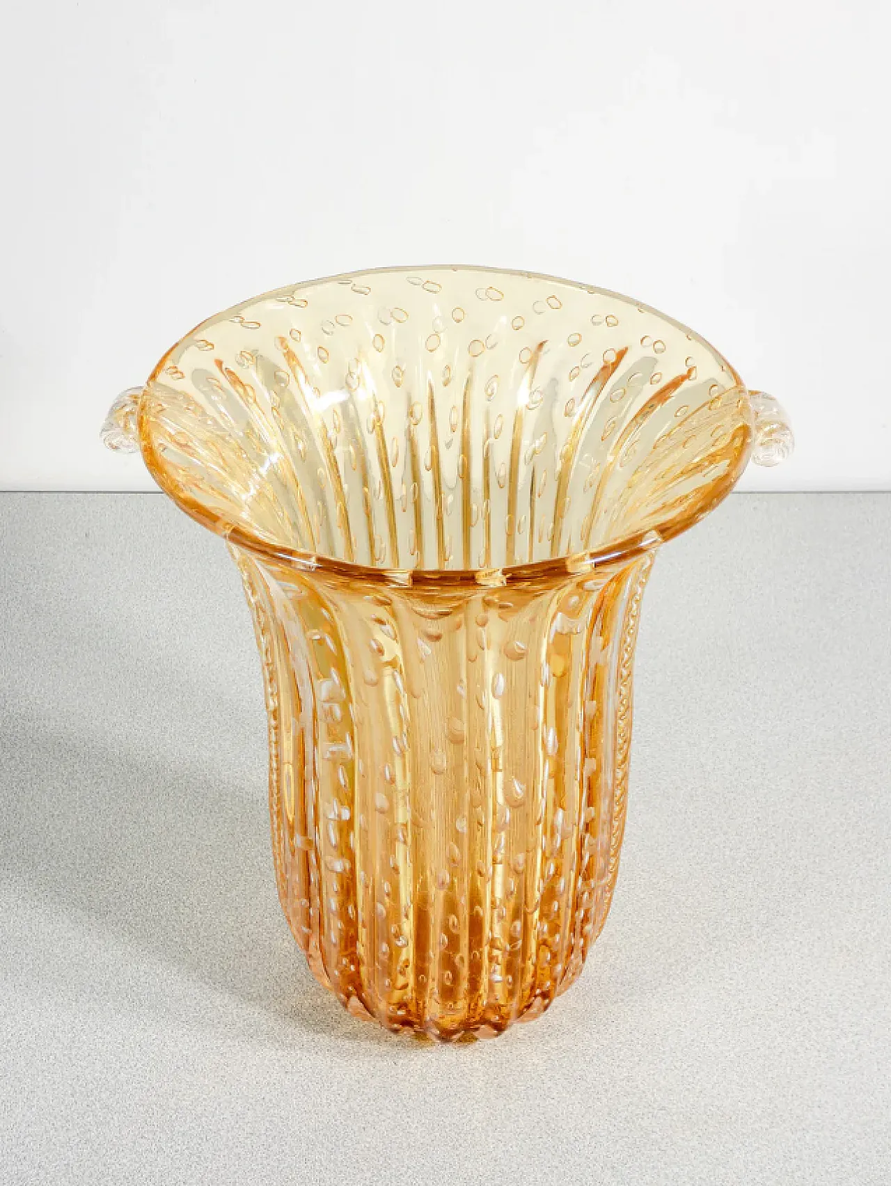 Toso gold blown Murano glass vase, late 20th century 3